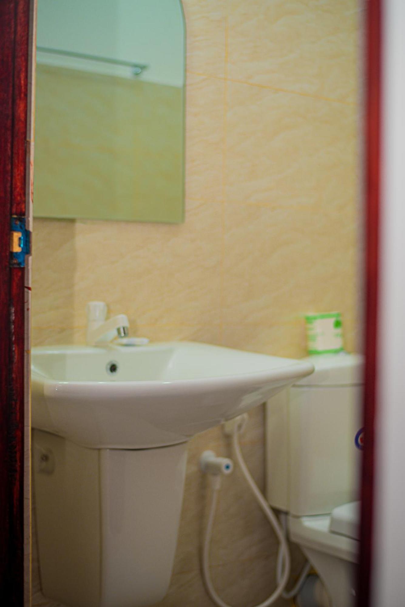 Sundowners Guesthouse Хикадува Стая снимка