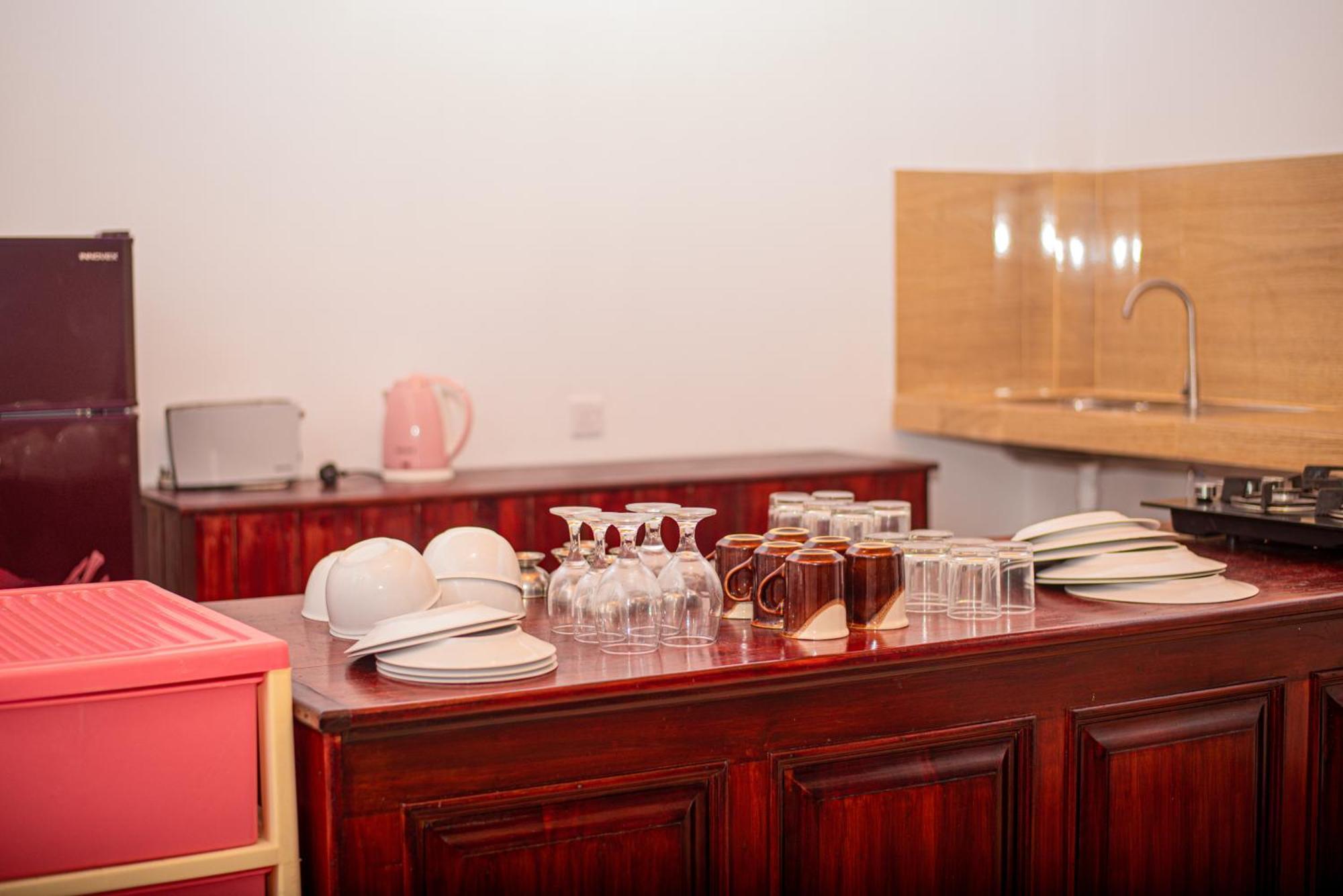 Sundowners Guesthouse Хикадува Стая снимка